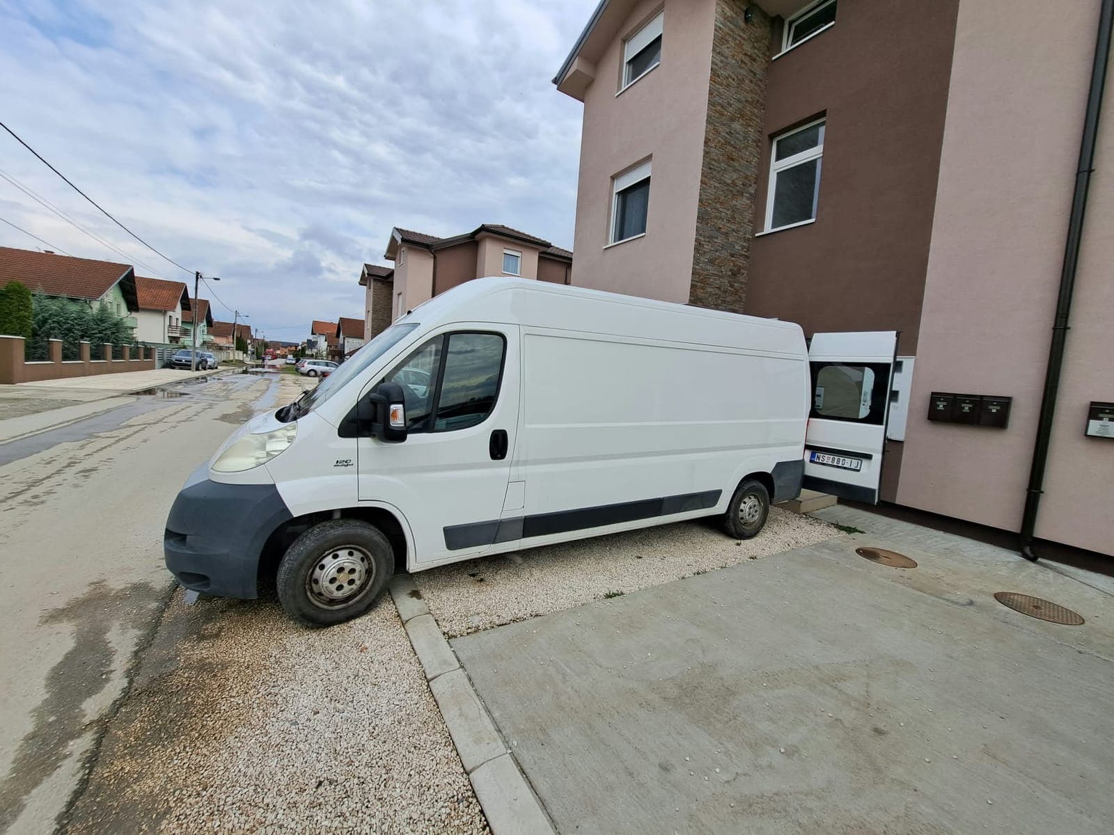 Beli kombi Fiat Ducato, Nenad Kombi Prevoz